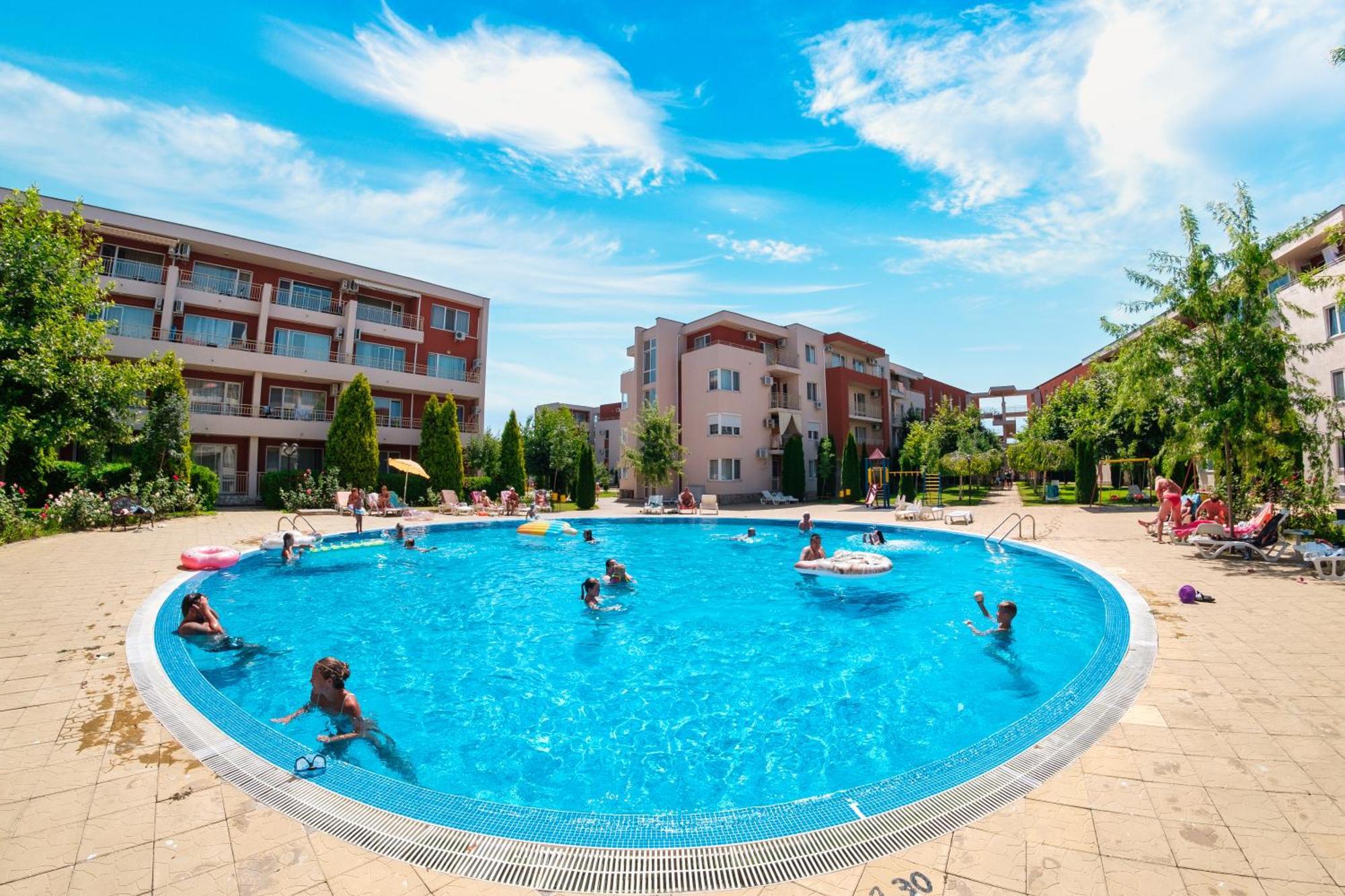 Nessebar Fort Club Apartments サニービーチ エクステリア 写真